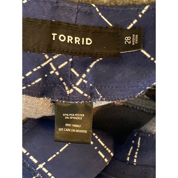 Torrid Pant Crop Blue White Front Pockets Ziper Button Double Belt Loop Women 28 - Picture 4 of 8